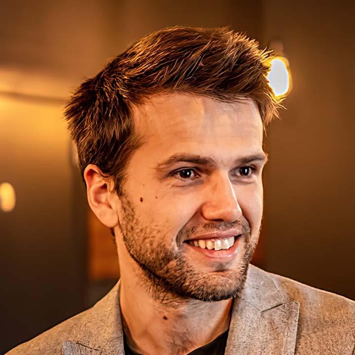 Dr. Brecht Calle Brecht Calle: Anesthesist • Imelda Ziekenhuis • Bonheiden